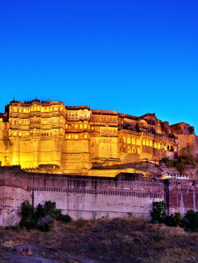 9 Ancient Forts In India To Check Out
